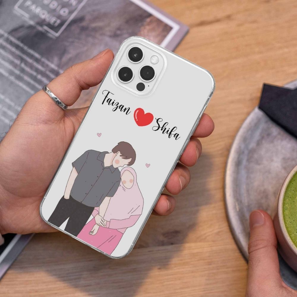 Cute Couple with Heart art in Name Case Design 4