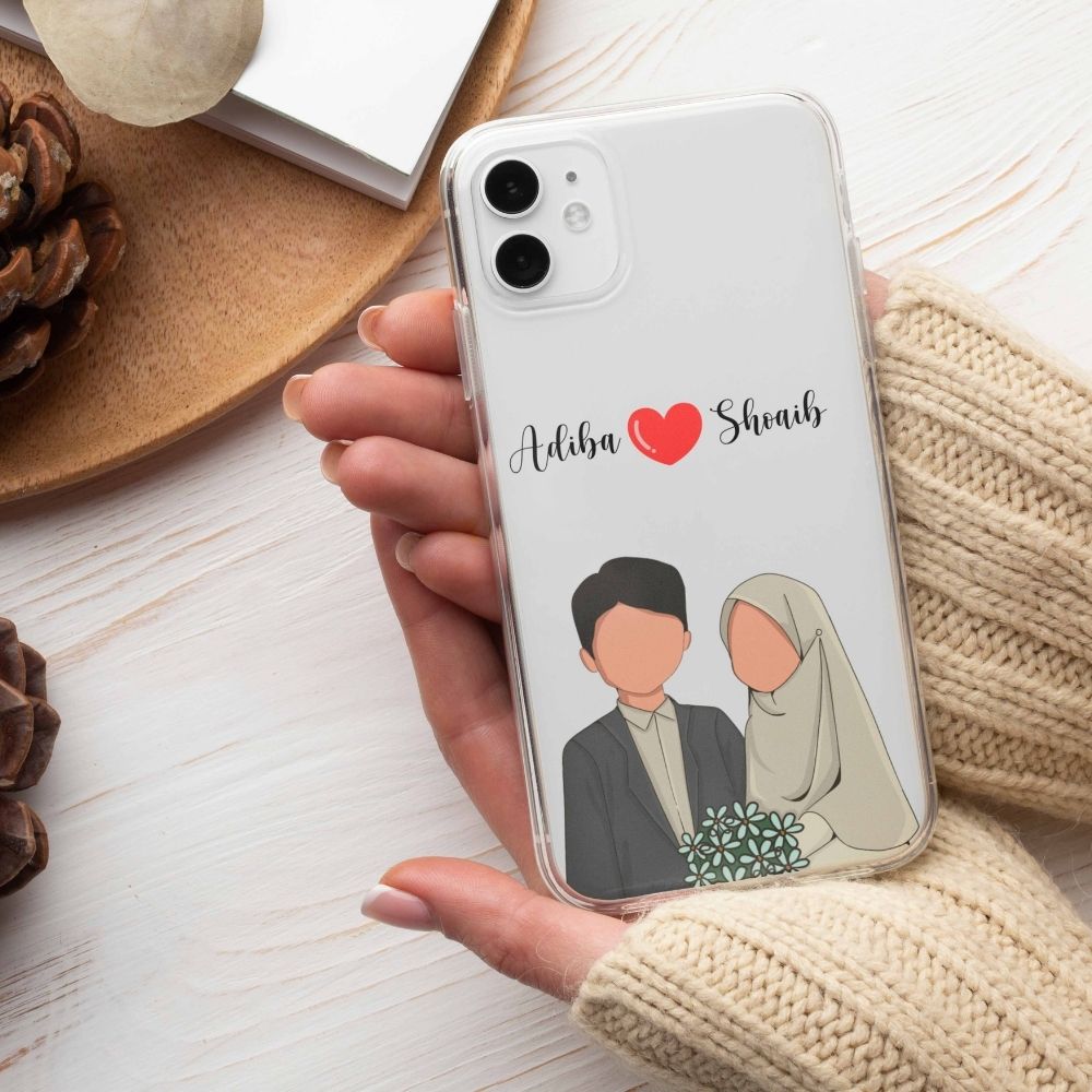 Cute Couple with Heart art in Name Case Design 2